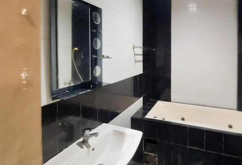 デラックスルーム, Sr Residence Near Mall Ciputra Cibubur Mitra Reddoorz