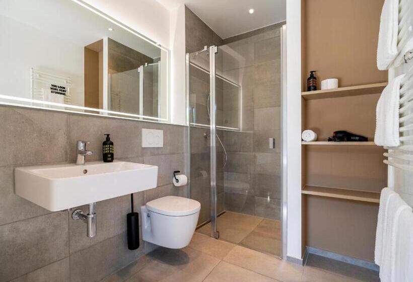 إستوديو قياسى, Stayery Cologne Sülz   New Opening