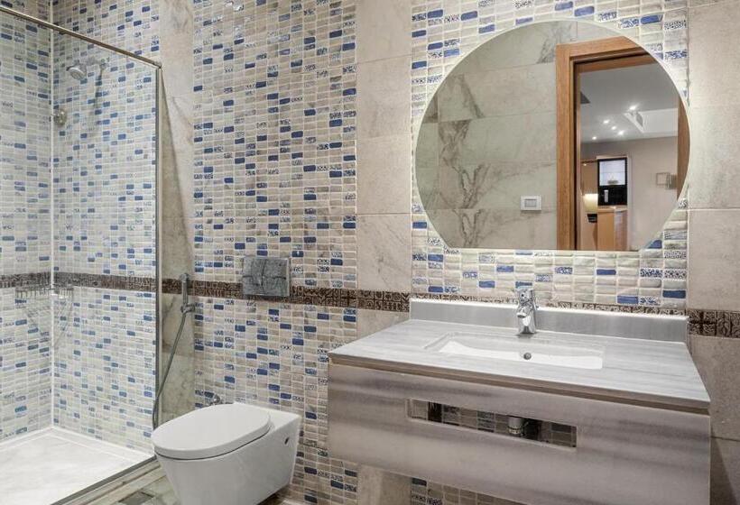 3 Bedroom Duplex Apartment, Crystal Lotus Luxury Palace   By Pickalbatros