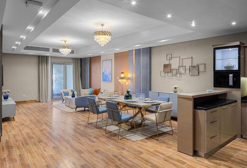 3 Bedroom Duplex Apartment, Crystal Lotus Luxury Palace By Pickalbatros