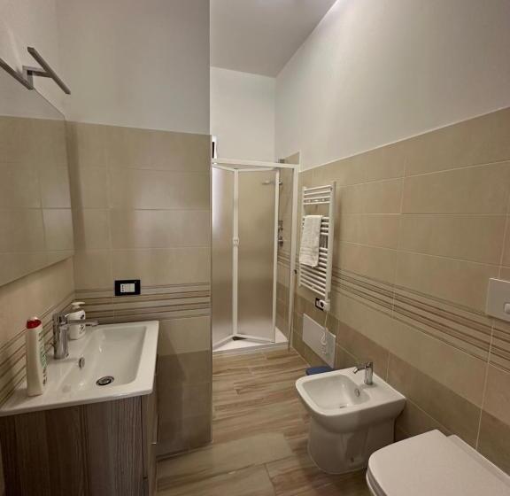 プレミアム4ベッドルーム, B&b Paola City