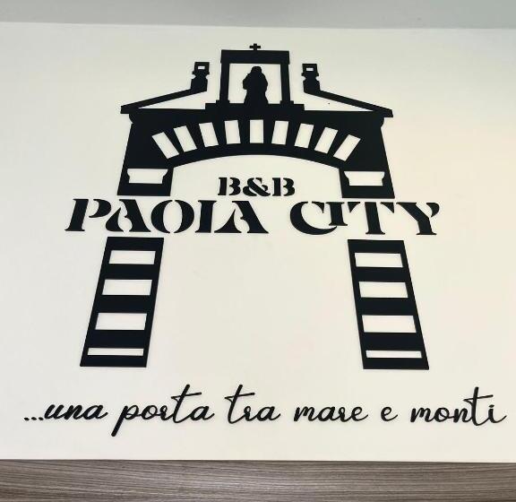 スタンダードルーム, B&b Paola City