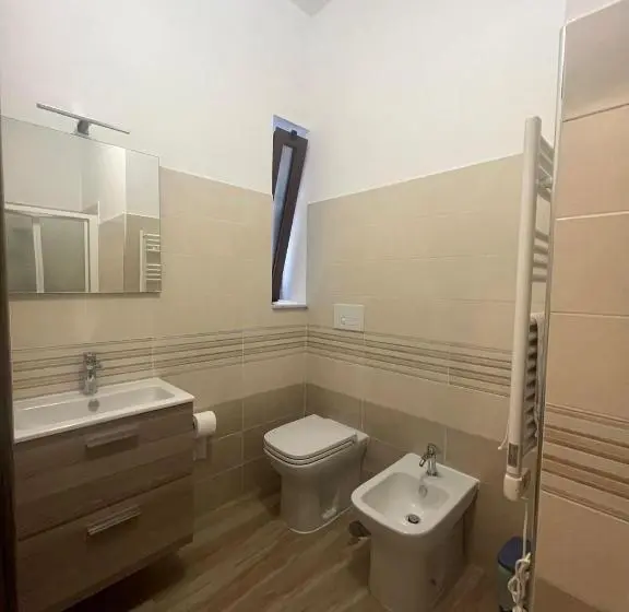 スタンダードルーム, B&b Paola City