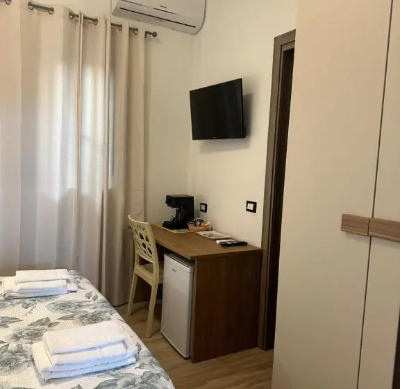 スタンダードルーム, B&b Paola City