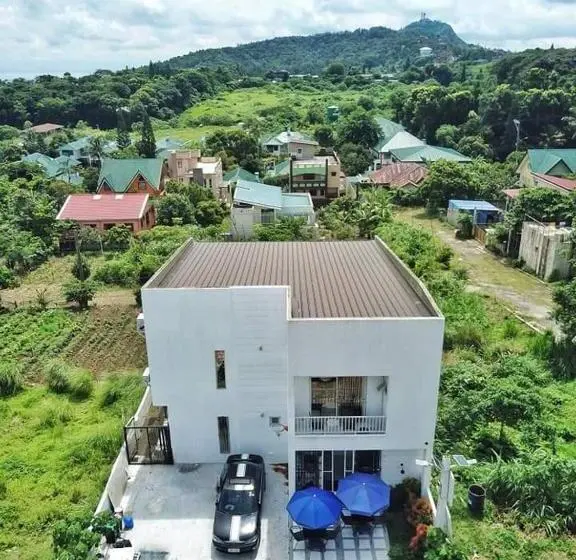 Standard-huone Sisäpuolella, Casa Luna Guesthouse Tagaytay