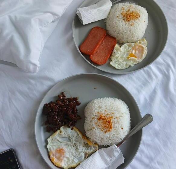 اتاق استاندارد با چشمانداز کوهستان, Casa Luna Guesthouse Tagaytay