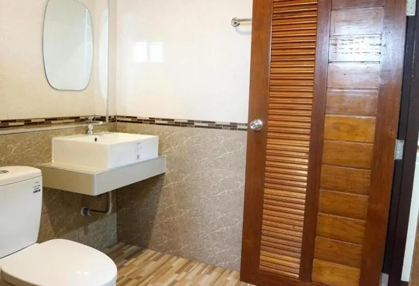 اتاق سوپریور, Capital O 75521 Sang Siri Apartment
