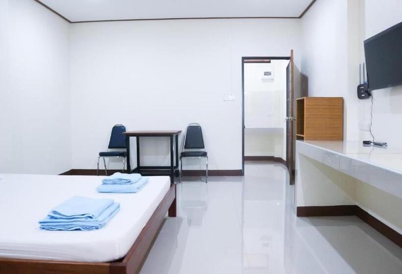 スーペリアールーム, Capital O 75521 Sang Siri Apartment