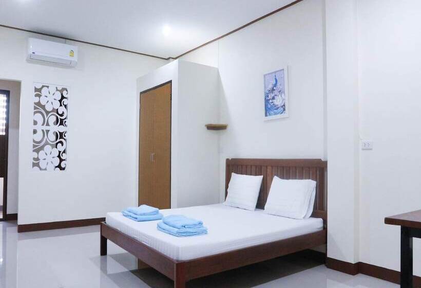 スーペリアールーム, Capital O 75521 Sang Siri Apartment