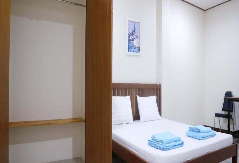 スーペリアールーム, Capital O 75521 Sang Siri Apartment