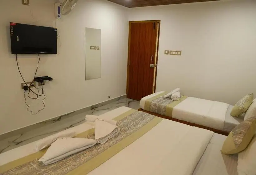 Chambre Triple Economy, Grand Tamim