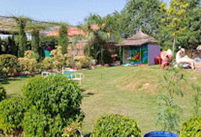 标准房带园景, Green Valley Resort