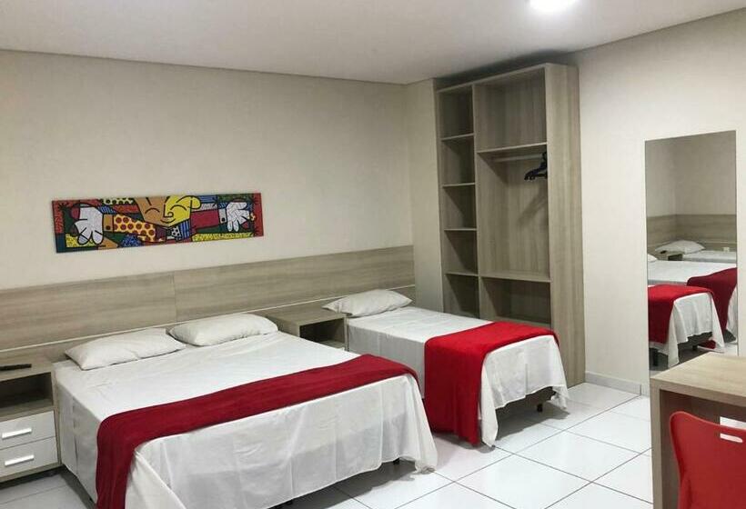 スタンダードトリプルルーム, Chemin Suites