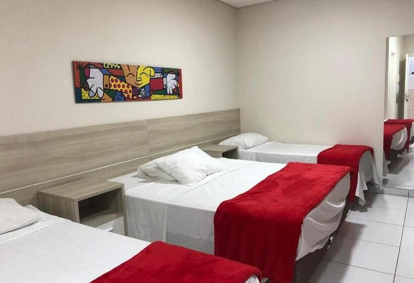 デラックスルーム, Chemin Suites