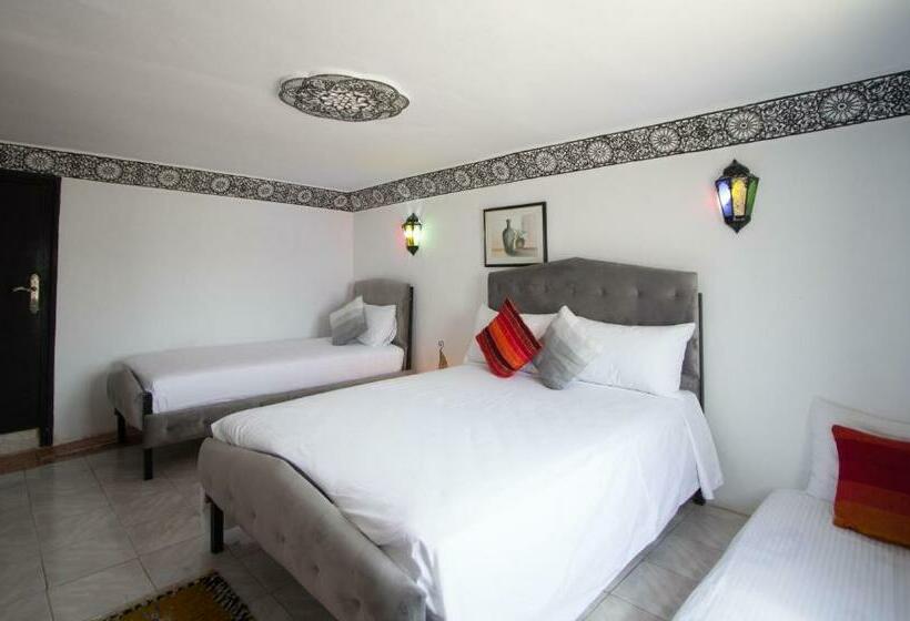 اتاق استاندارد چهار تخته, Hôtel Fontaine Campini