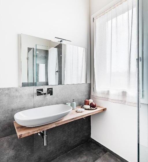 带大床的高级房间, Marylinda