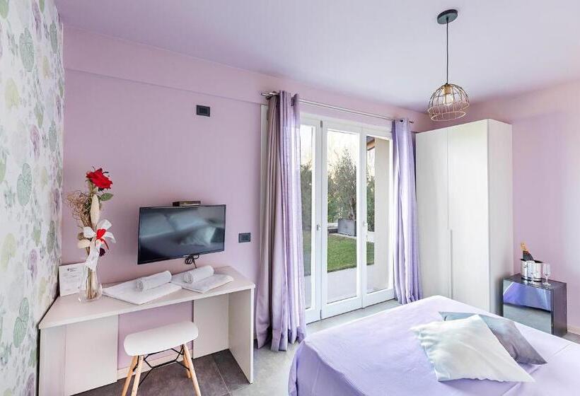 带大床的高级房间, Marylinda