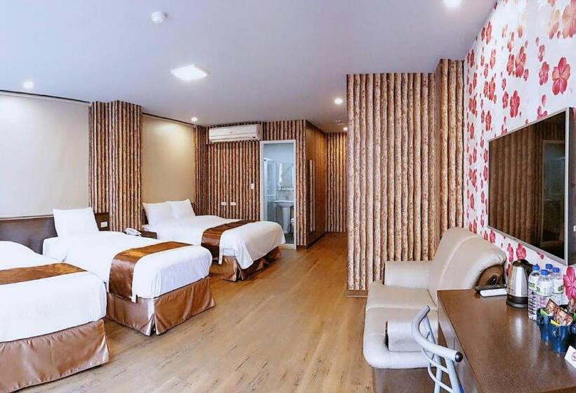 اتاق کلاسیک چهارنفره, Aace