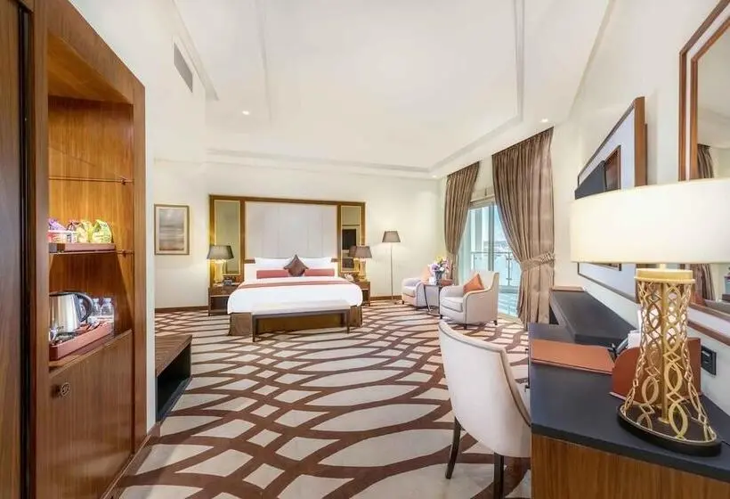 سوییت, Bayat Hotel فندق بيات