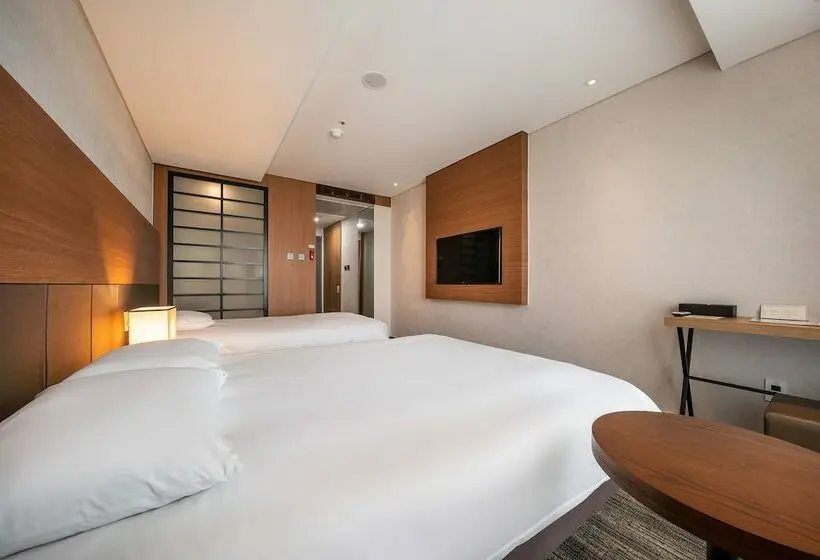 Deluxe-perhehuone, Golden Tulip Jeju Seongsan