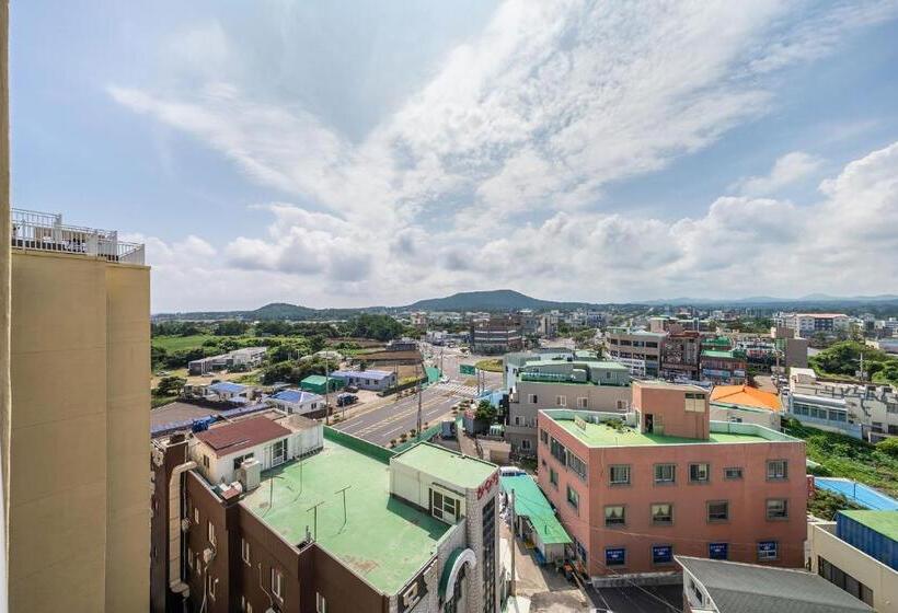 Номер Superior, Golden Tulip Jeju Seongsan