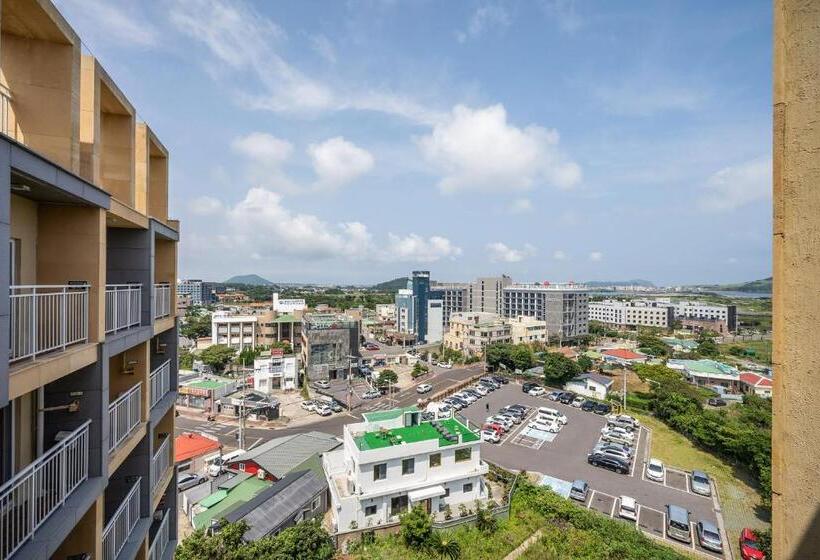 Номер Superior, Golden Tulip Jeju Seongsan