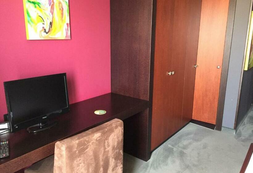 חדר סטנדרט, Icon