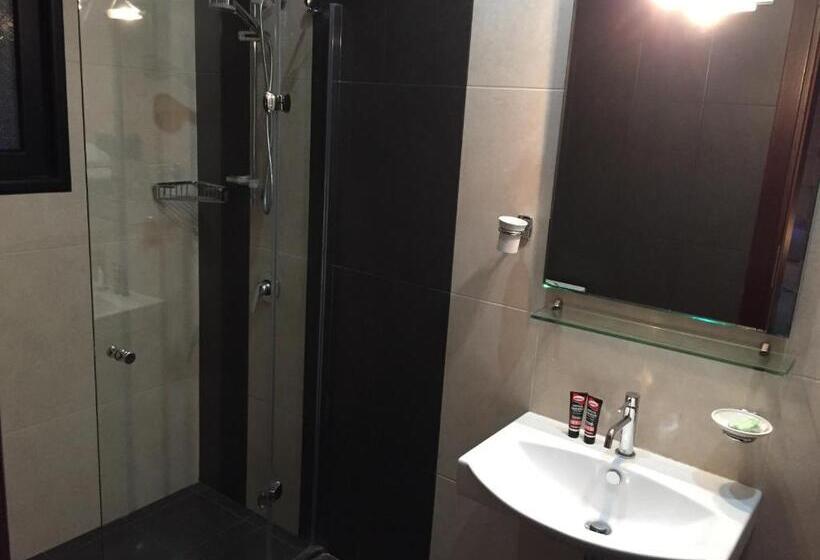 חדר דלוקס, Icon