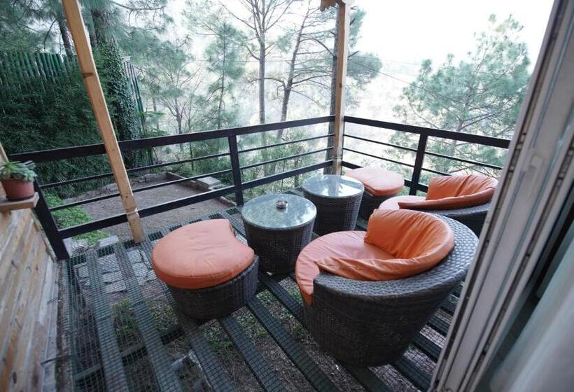 غرفة قياسية مطلة على الجبل, Kasauli Hills Resort