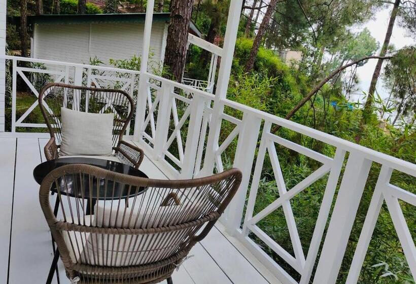 غرفة سوبيريور, Kasauli Hills Resort