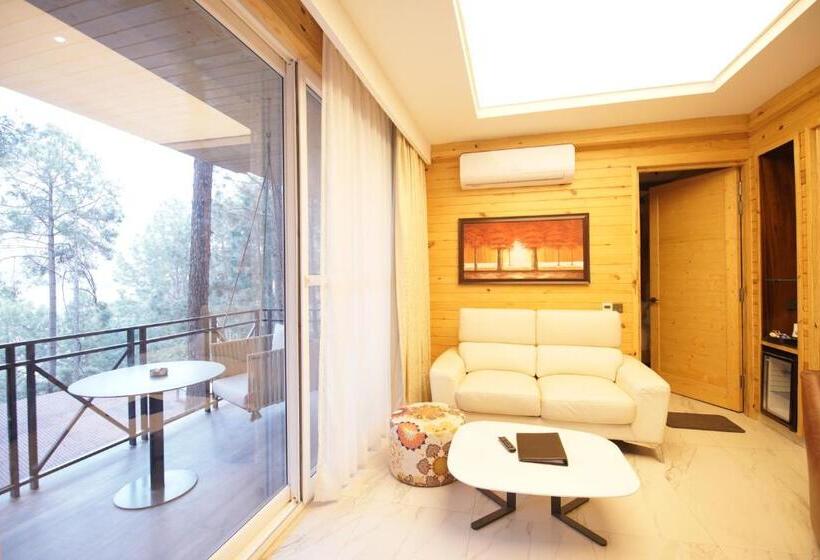 스위트, Kasauli Hills Resort