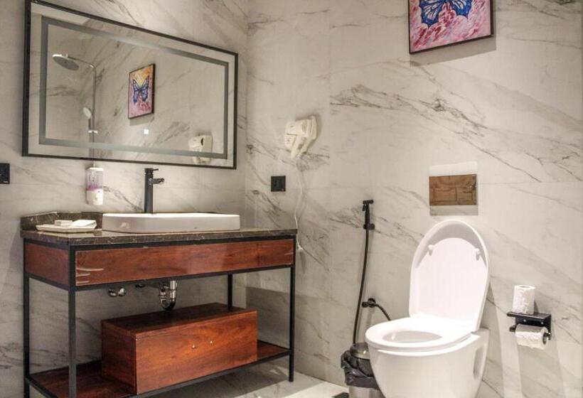 جناح عائلي, Kasauli Hills Resort