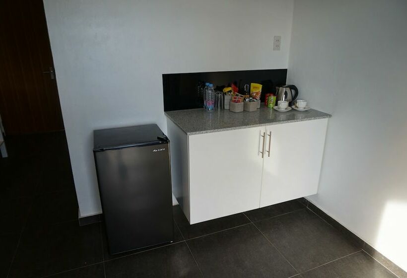 Люкс Кровать Квин, Malinawon Resort 馬莉吶灣度假中心