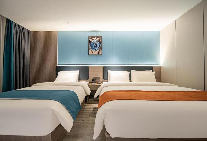 Perhehuone, 昊丽贵阳喷水池地铁站酒店