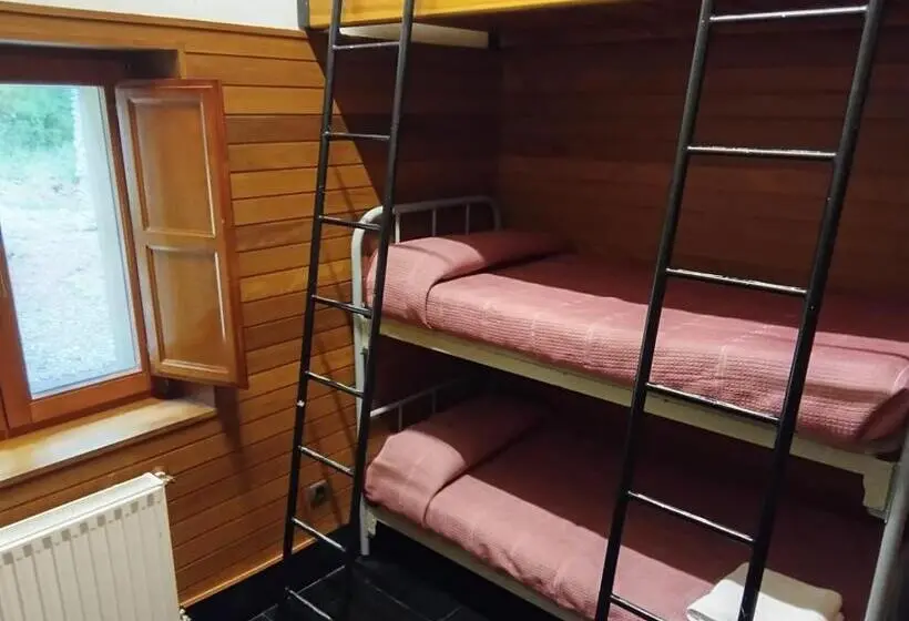 スタンダード4人部屋, Kyomu Resort Hostel
