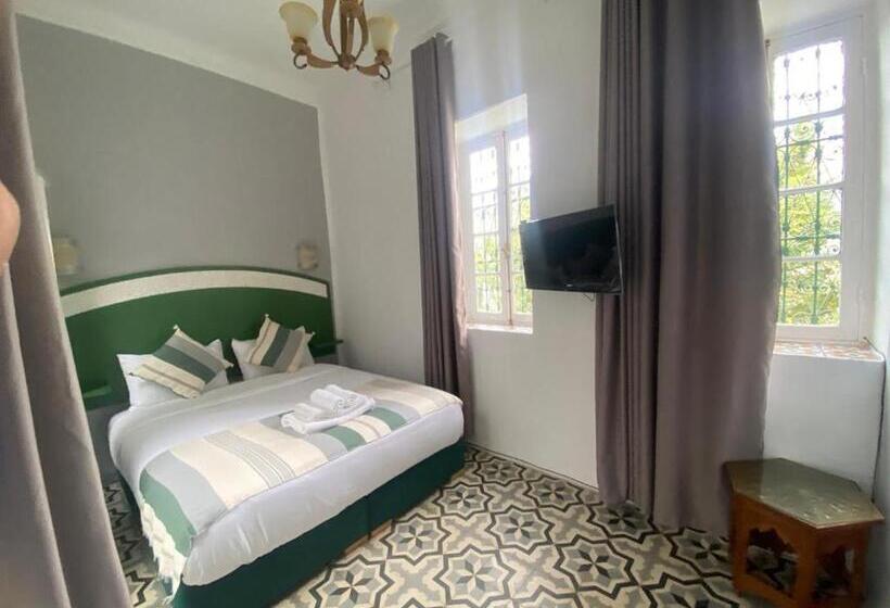 스탠다드 룸 킹사이즈 침대, Dar Al Khatib