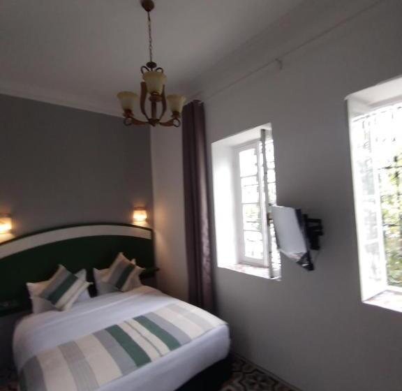 스탠다드 룸 킹사이즈 침대, Dar Al Khatib