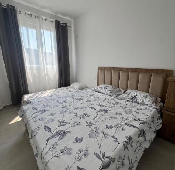 آپارتمان 1 خوابه با چشم‌انداز باغ, Eda Apartment