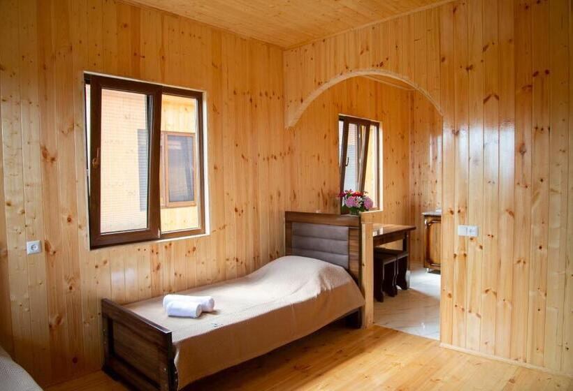 اتاق استاندارد با بالکن, Gordela