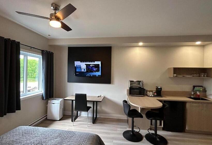 Номер Стандарт, Hôtel St Michel