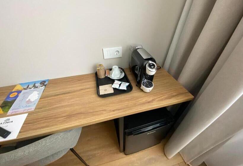 豪华单人间, La Finca