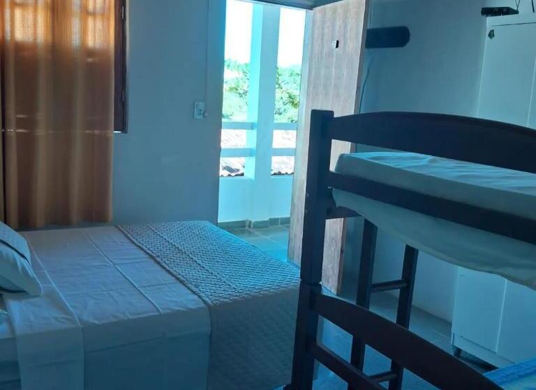 スタンダード4人部屋, Pousada Maia