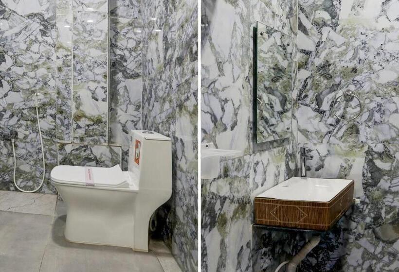 غرفة قياسية, Super Townhouse Khammam Formerly Bluemoon