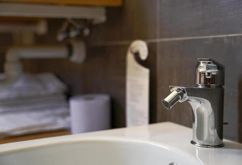 اتاق سوپریور, Joyfül Accomodation