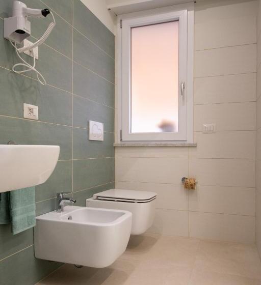 Camera Deluxe, Pasitea Tropea