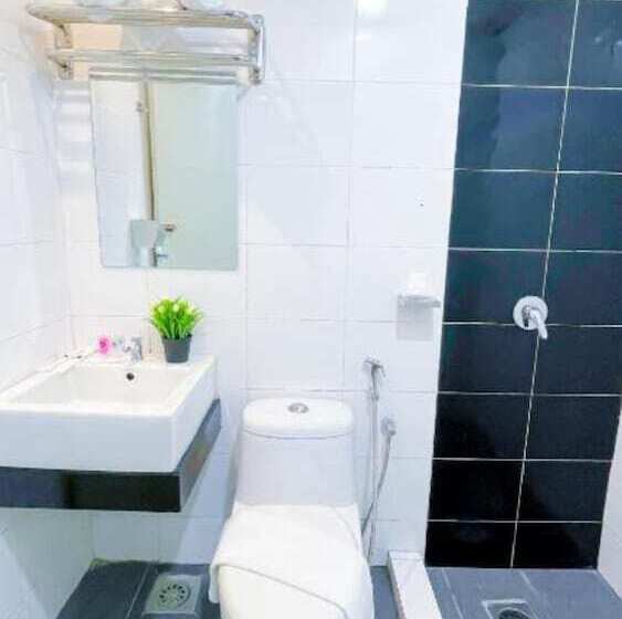 سوییت لوکس, The Ambassador Hotel Dhaka