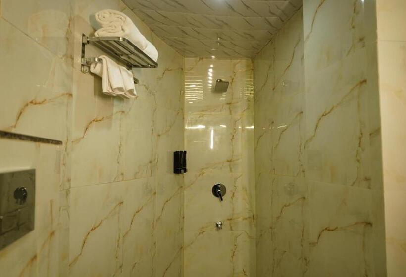 高级大房间, Townhouse Shobhagpura Formerly Fragrance