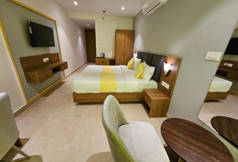 스탠다드 룸 킹사이즈 침대, Townhouse Shobhagpura Formerly Fragrance