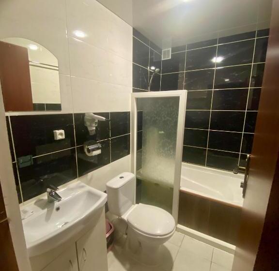 غرفة ديلوكس مزودة بشرفة, B&b House