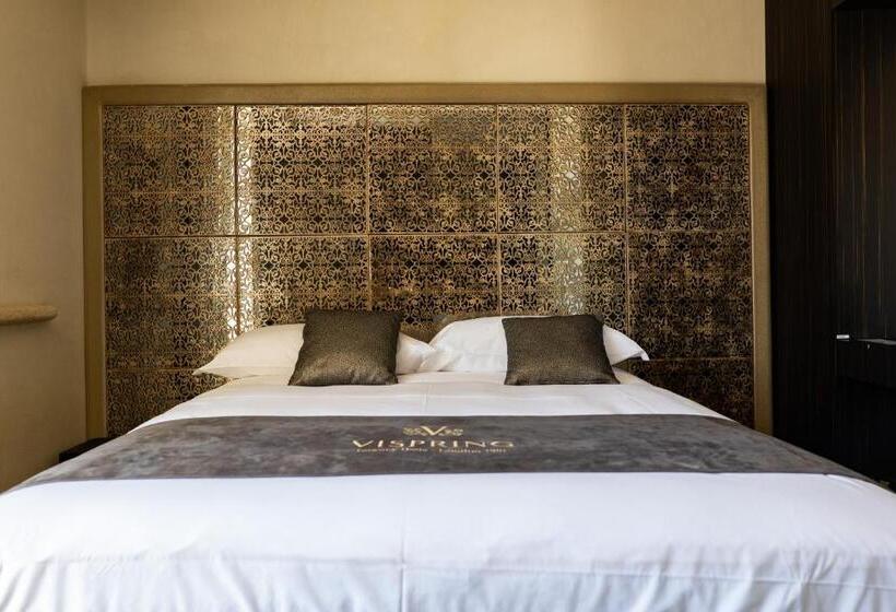 اتاق سوپریور, Maqqua